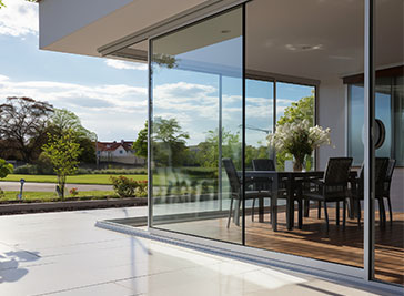GST215 Sliding Door System